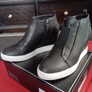 Black Athletic Bootie